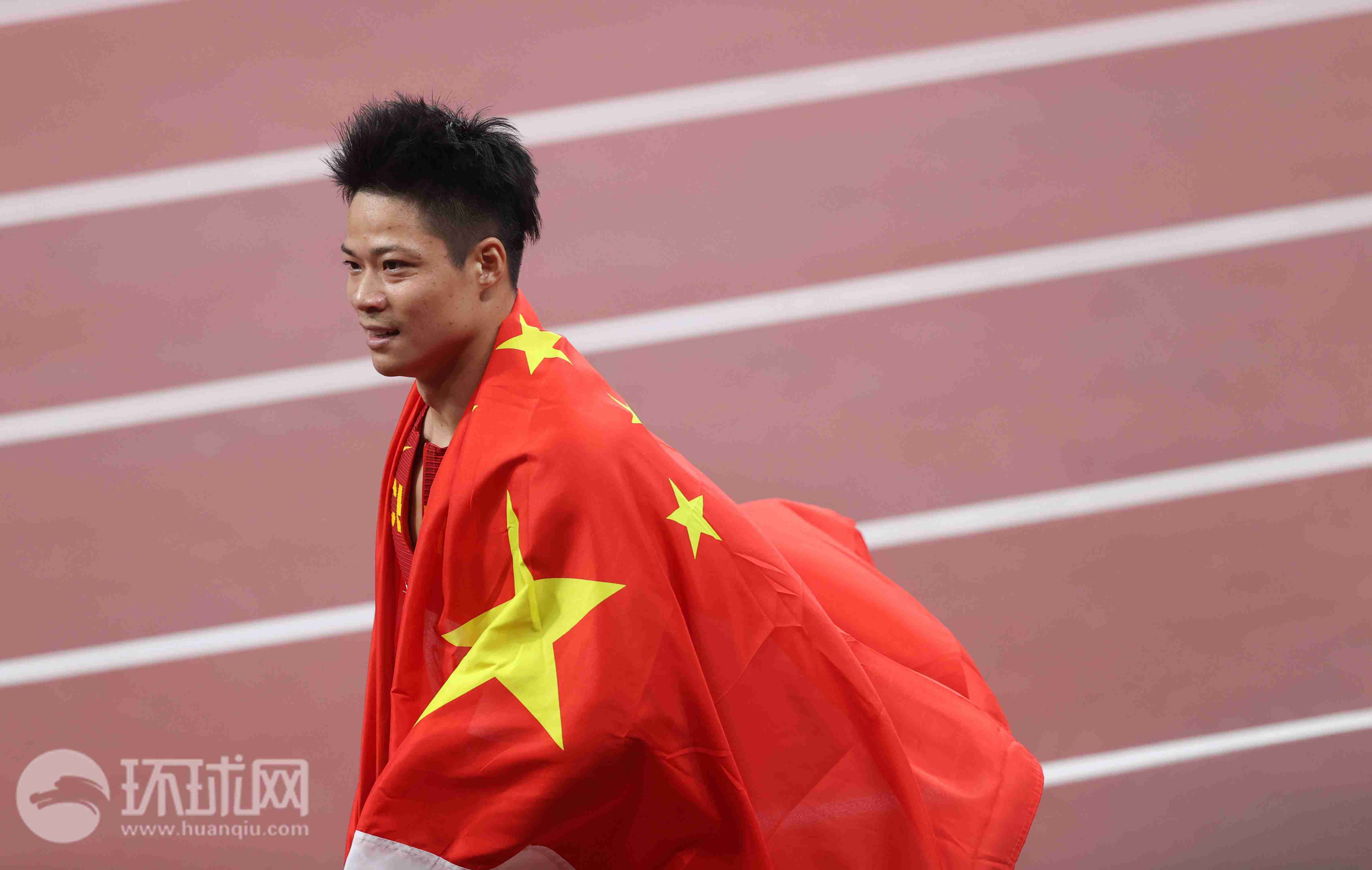 包含红色力量超强发威，再度夺冠梦想的词条